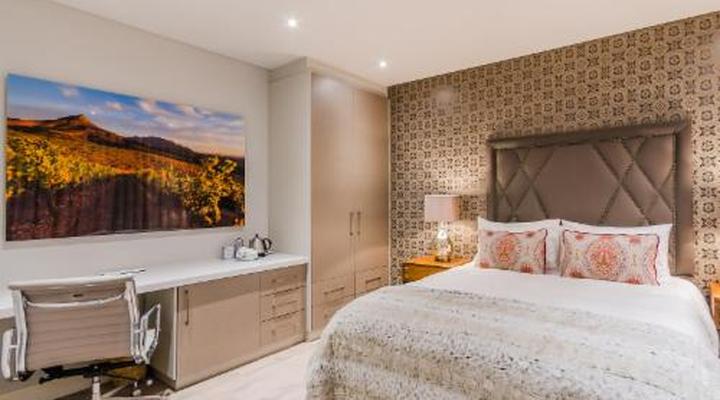 107 Dorpstraat Boutique Hotel