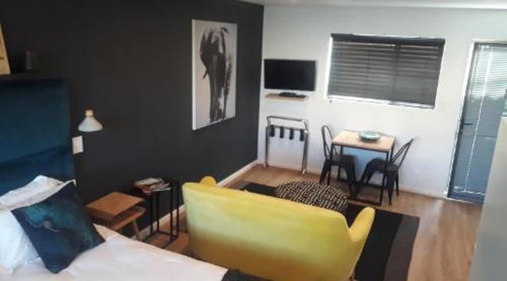 107 Dorpstraat Boutique Hotel