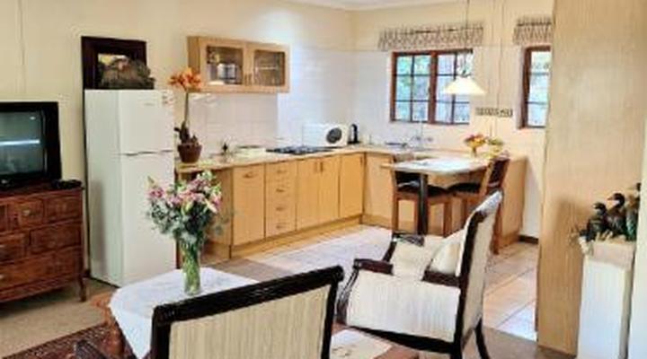 Villa La Pensionne Guest House