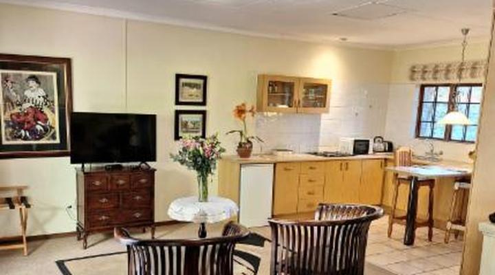 Villa La Pensionne Guest House