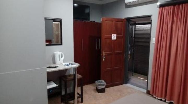 Grand Central Guesthouse