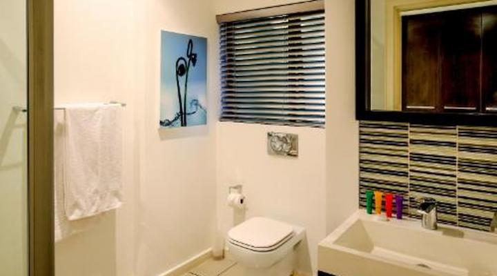 The Nicol Hotel and Apartments