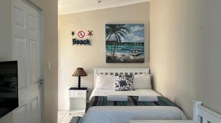 Ansteys Beach Self-Catering and Backpackers