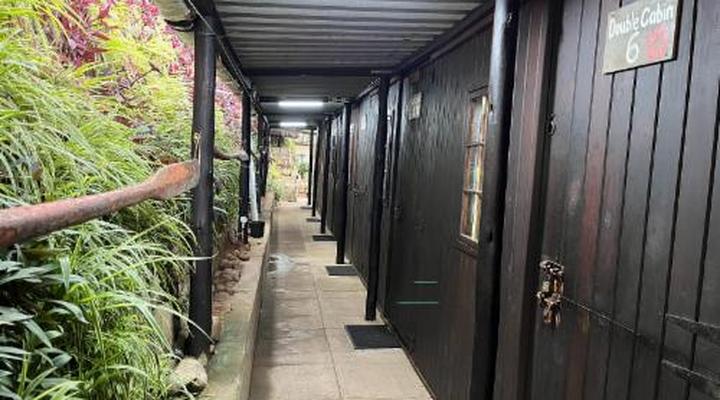 Ansteys Beach Self-Catering and Backpackers