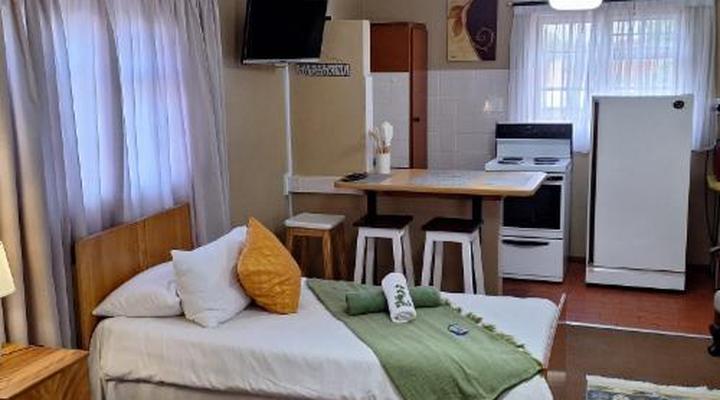 Klipwerf Self-catering and Camping