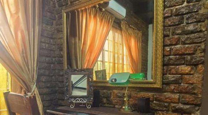 Camelot Boutique Hotel