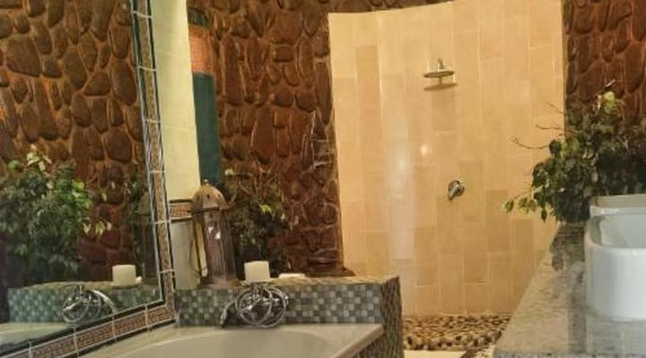 Camelot Boutique Hotel