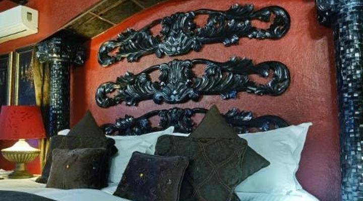 Camelot Boutique Hotel