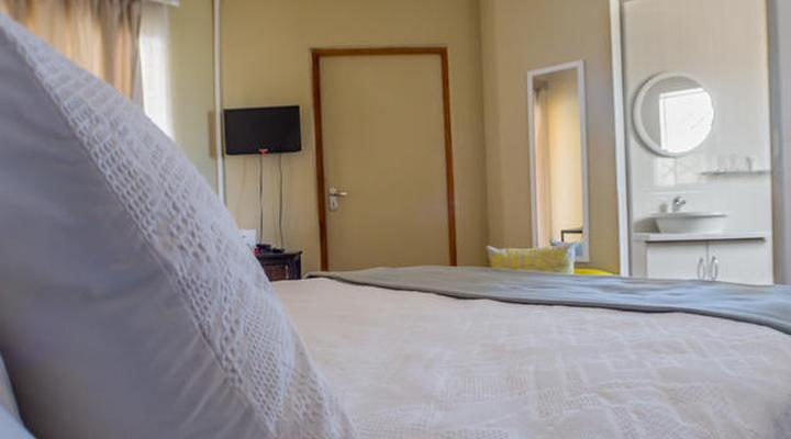 Seroloana Guest House