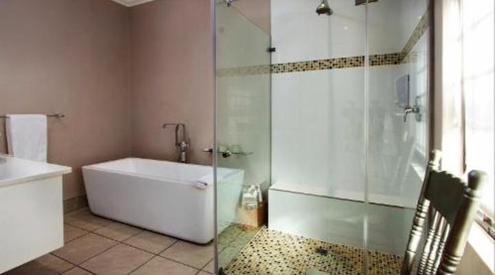 Milkwood Lodge Hermanus