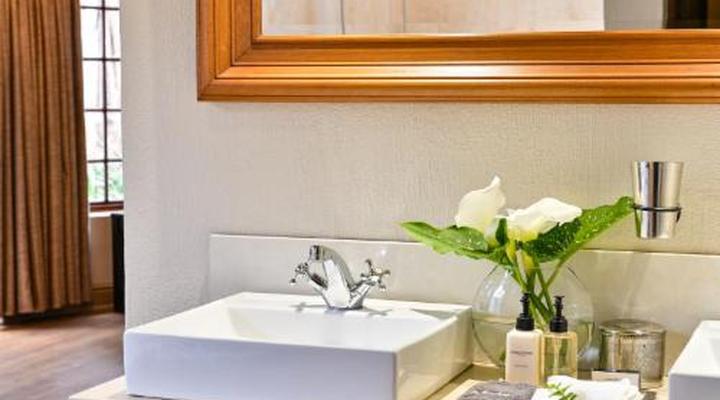 Woodall Country House & Spa