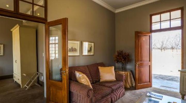 Leeuwenhof Country Lodge & Garden Spa