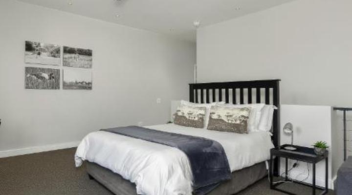 Sunset Splendour Guesthouse