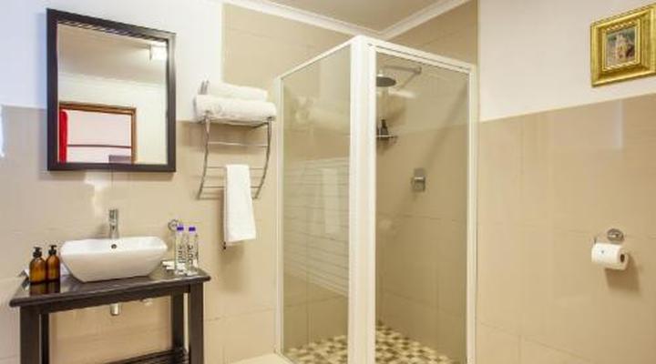 Inverdoorn Game Reserve