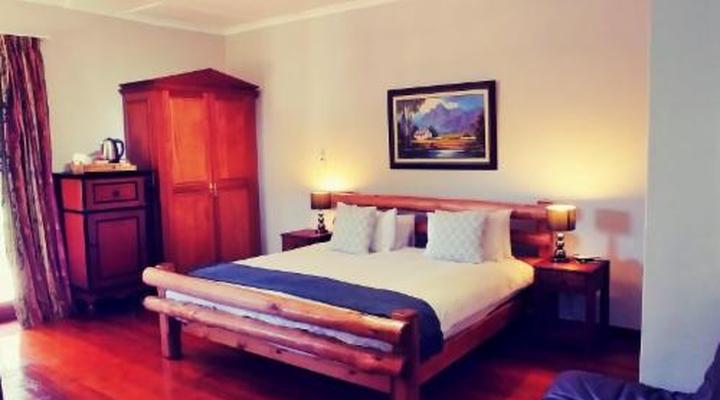 Winelands Villa Guesthouse and Cottages