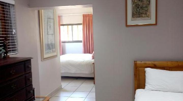 Winelands Villa Guesthouse and Cottages