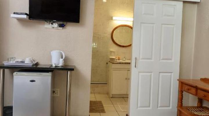 Shingalana Guest House