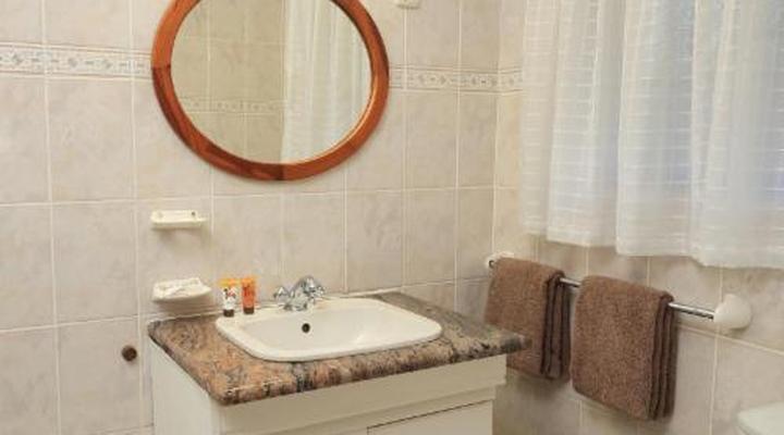 Shingalana Guest House