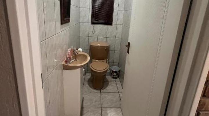 Shingalana Guest House