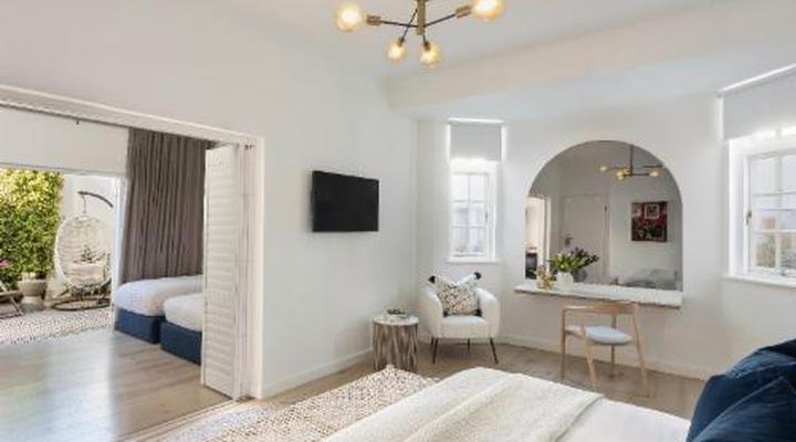 The Clarendon Fresnaye