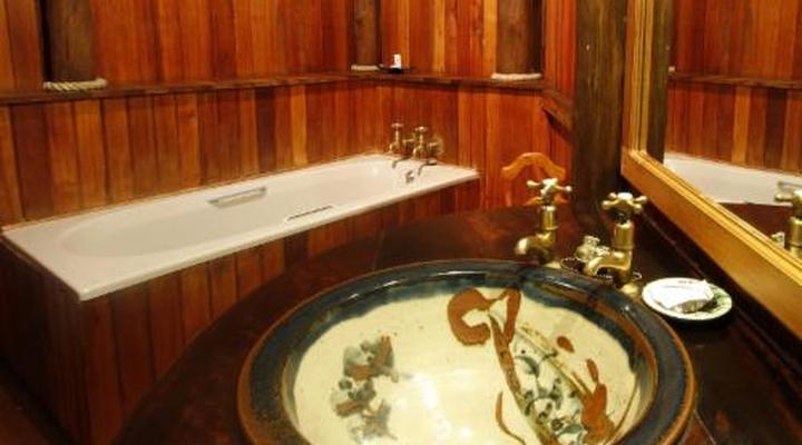 Shayamoya Tiger Fishing & Game Lodge