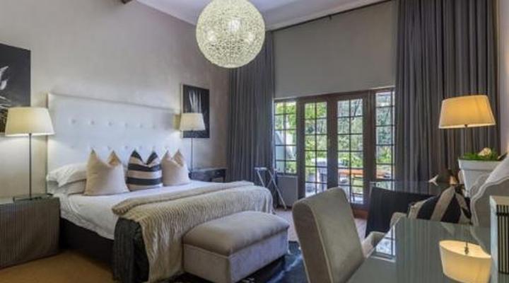 Lairds Lodge Country Estate