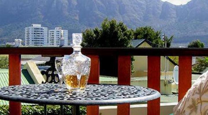 Harfield Guest Villa