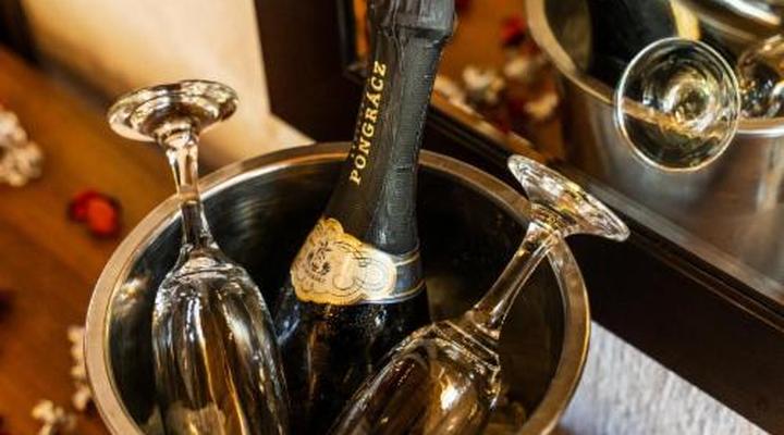 Hakunamatata Estate, Lodge & Venue