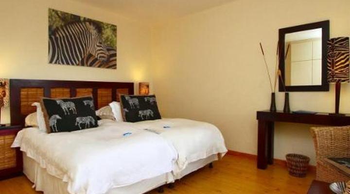 Cape Paradise Lodge and Apartments