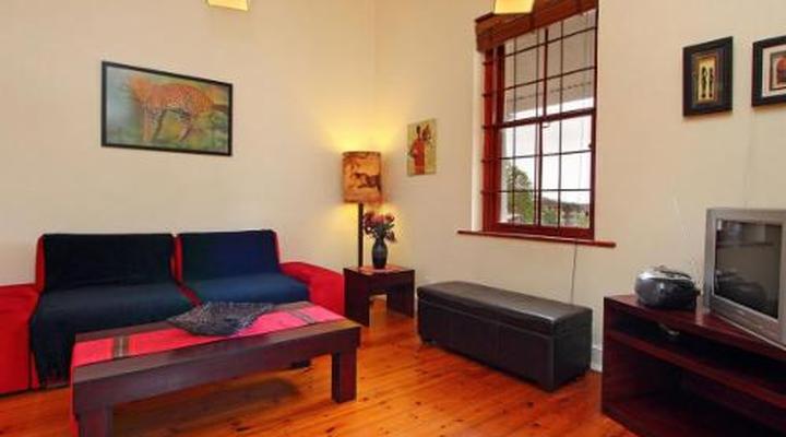 Cape Paradise Lodge and Apartments