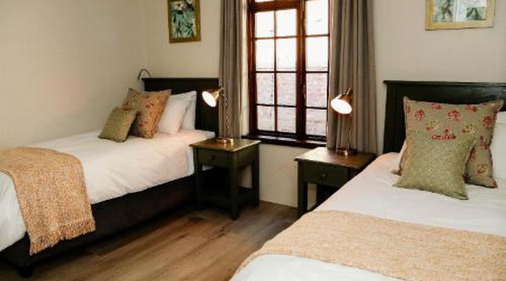 MontMartre Chalets & Venue