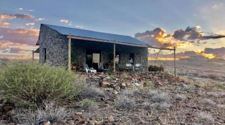 Daureb Isib Campsite and B&B