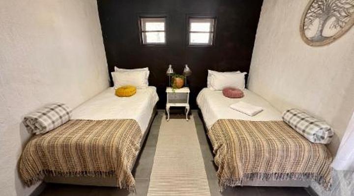 Daureb Isib Campsite and B&B