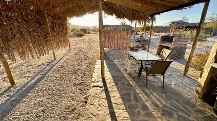 Daureb Isib Campsite and B&B