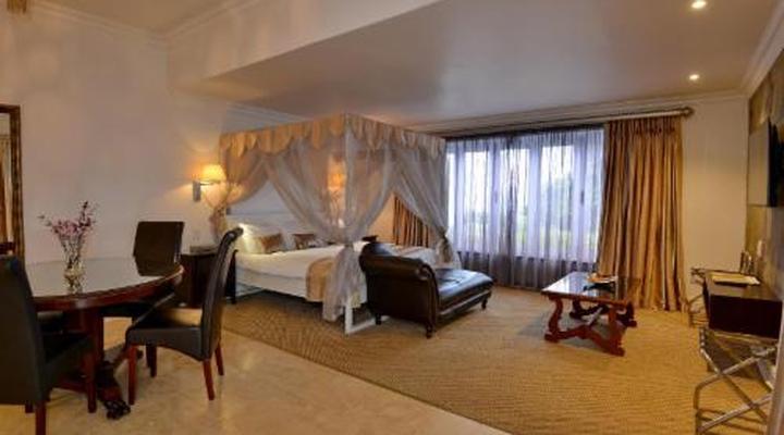 Val du Charron Coach House