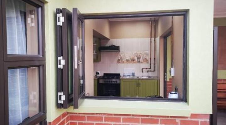 Chameleon Bush Lodge