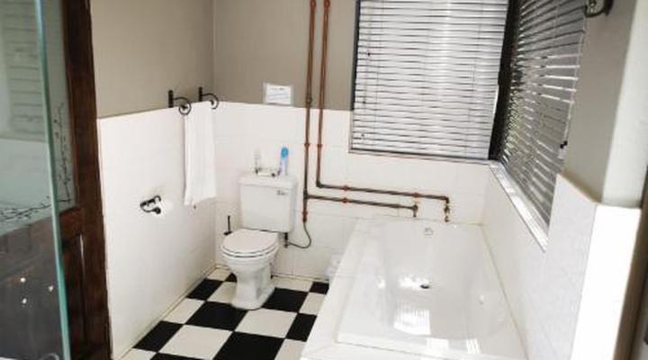 Chameleon Bush Lodge