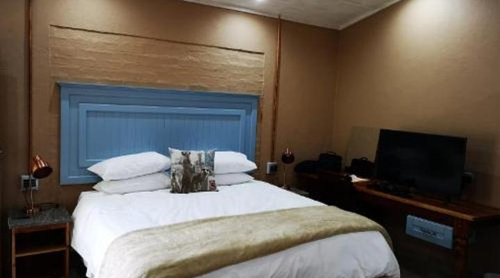 Chameleon Bush Lodge