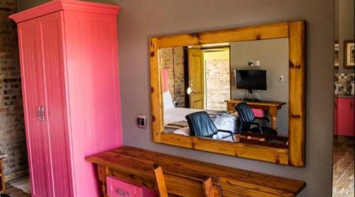 Chameleon Bush Lodge