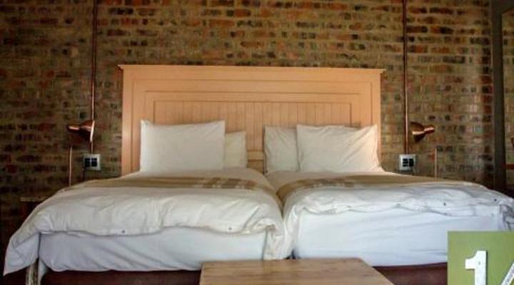 Chameleon Bush Lodge