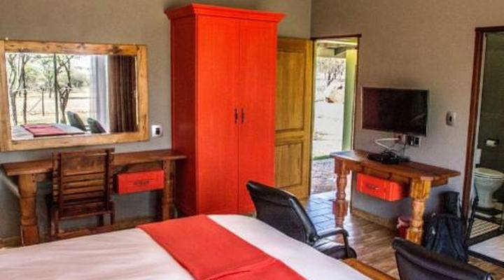 Chameleon Bush Lodge