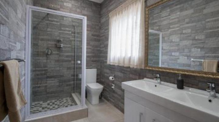 Sunset Manor Guest House