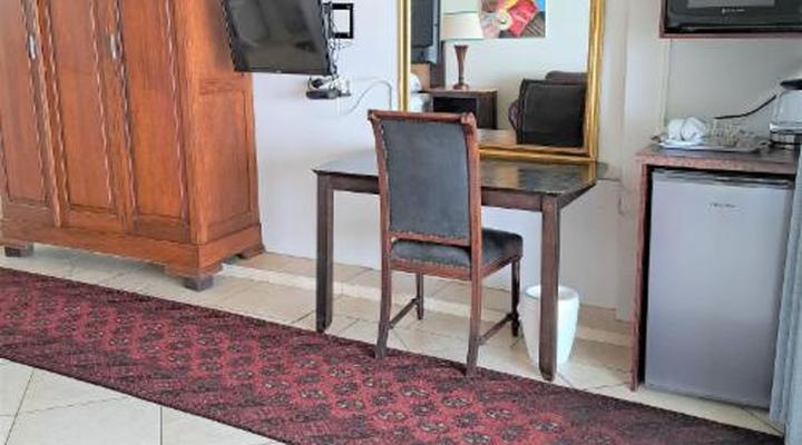 Bentley on the Beach