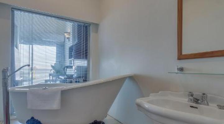 Bentley on the Beach