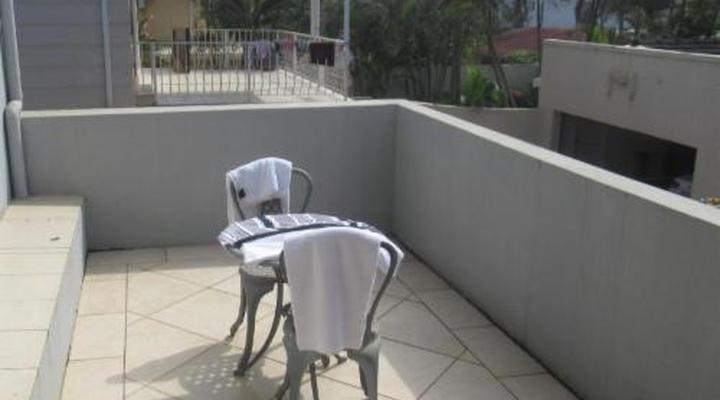 Bentley on the Beach