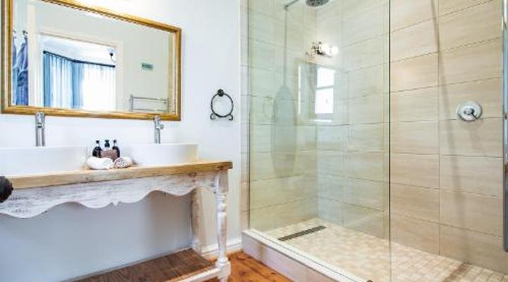 Carmichael House Boutique Hotel