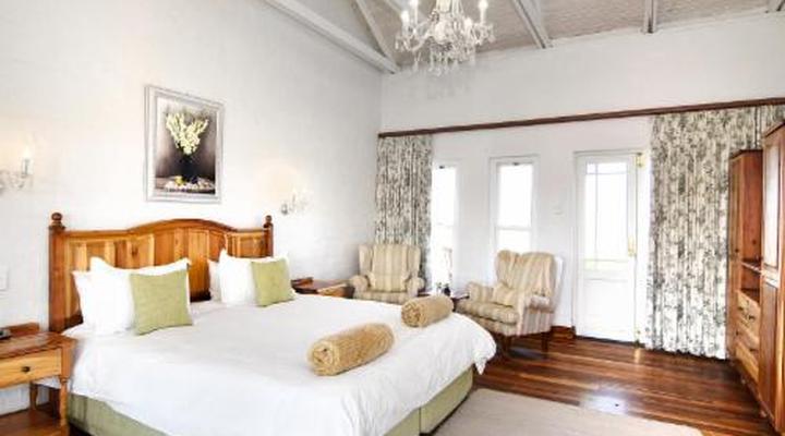 Zuurberg Mountain Village