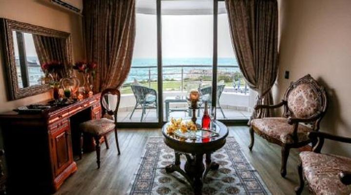 Misty Waves Boutique Hotel