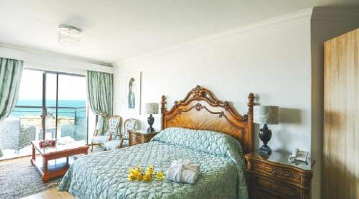 Misty Waves Boutique Hotel