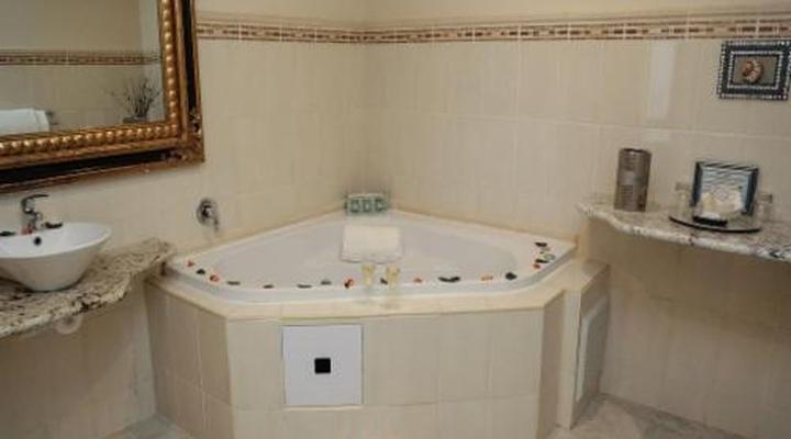 Misty Waves Boutique Hotel